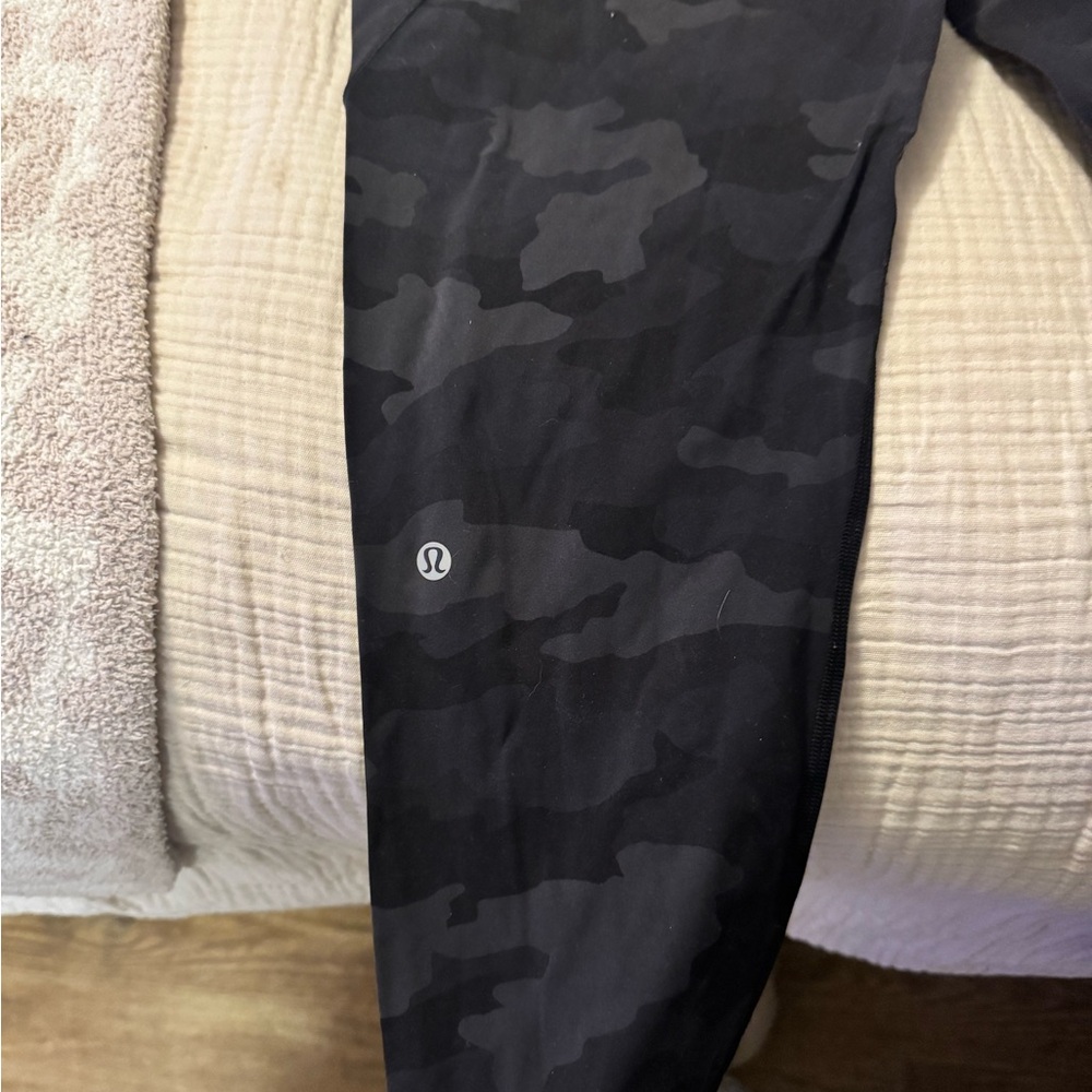 Lululemon Wonder Train